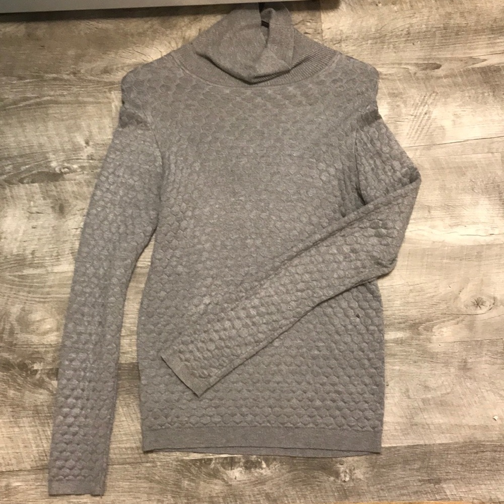 Textured forever 21 turtleneck